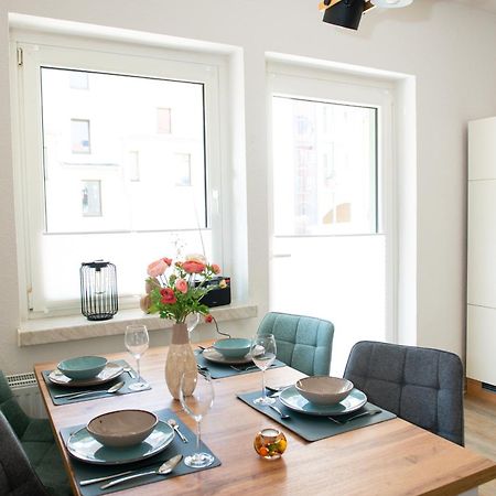 Savor Appartement 5 Personen 2 Schlafzimmer Babybett Netflix Balkon Zentrum بوتسن المظهر الخارجي الصورة