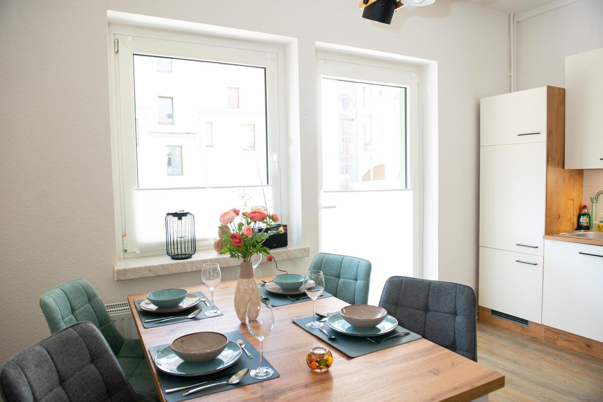 Savor Appartement 5 Personen 2 Schlafzimmer Babybett Netflix Balkon Zentrum بوتسن المظهر الخارجي الصورة