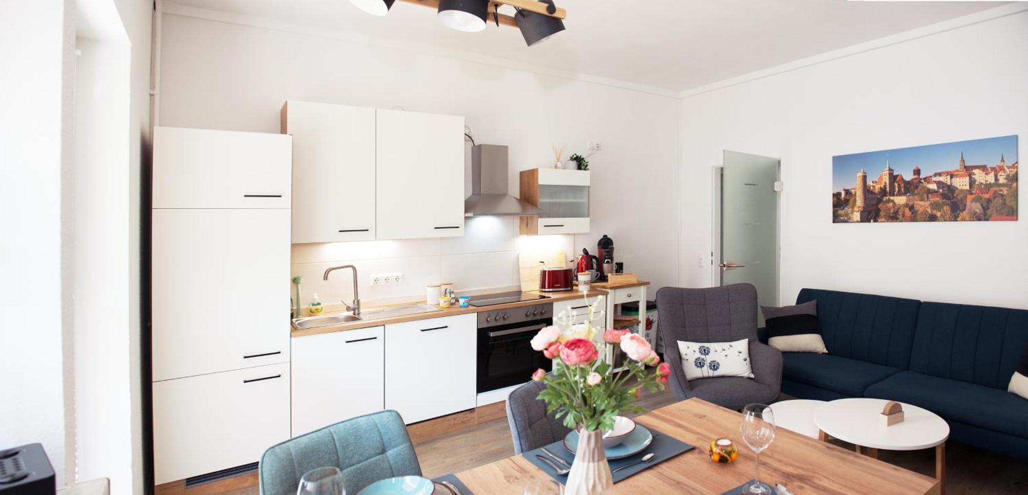 Savor Appartement 5 Personen 2 Schlafzimmer Babybett Netflix Balkon Zentrum بوتسن المظهر الخارجي الصورة