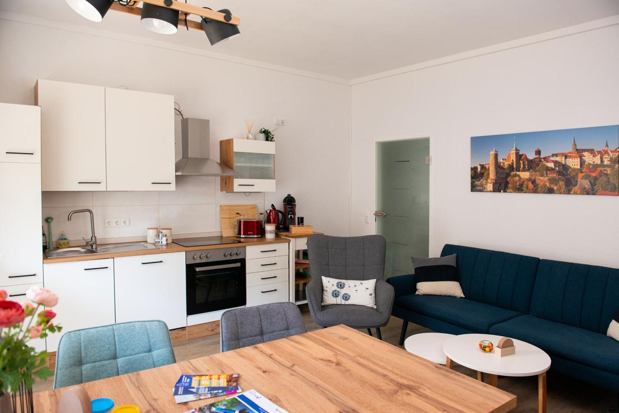 Savor Appartement 5 Personen 2 Schlafzimmer Babybett Netflix Balkon Zentrum بوتسن المظهر الخارجي الصورة