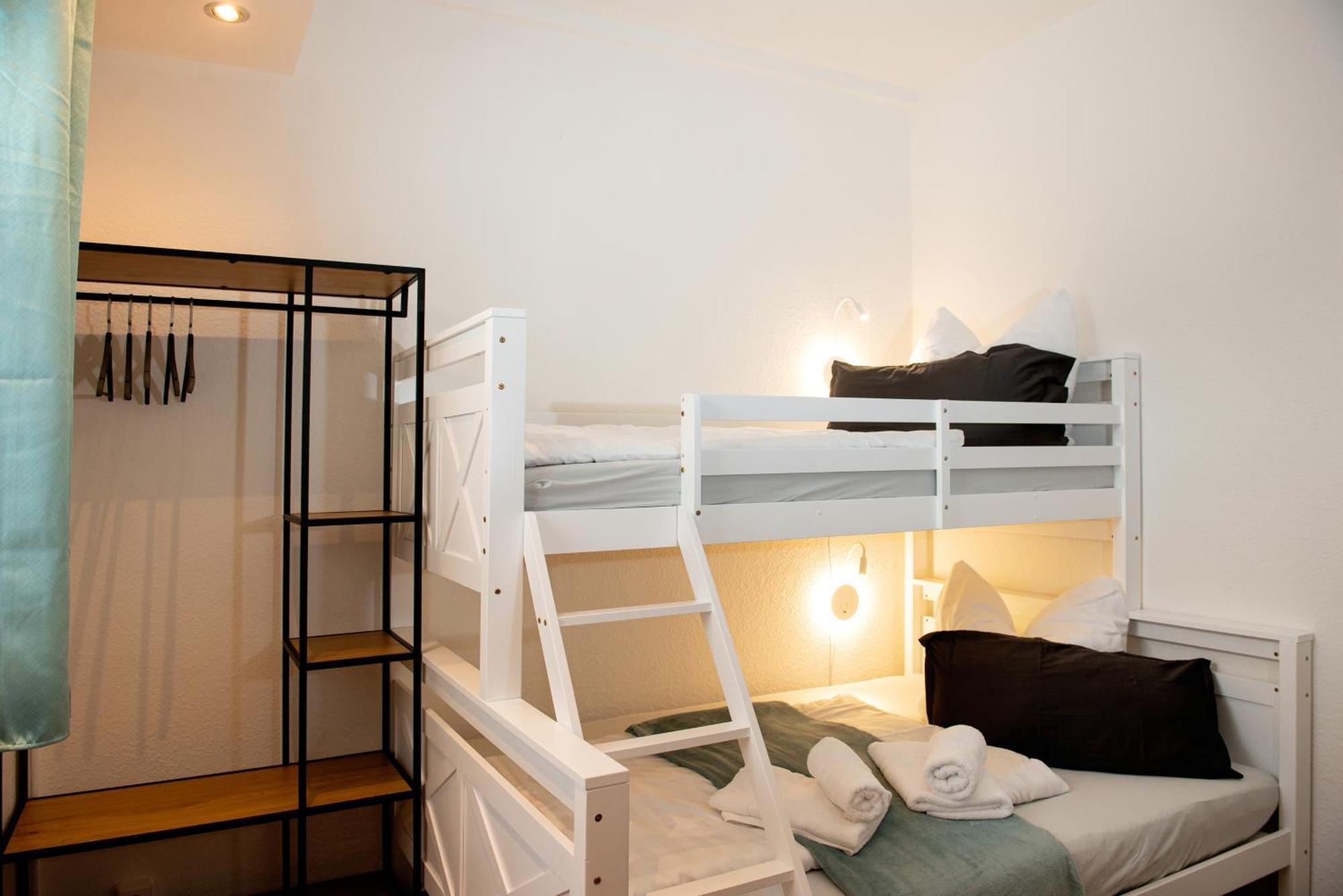 Savor Appartement 5 Personen 2 Schlafzimmer Babybett Netflix Balkon Zentrum بوتسن المظهر الخارجي الصورة