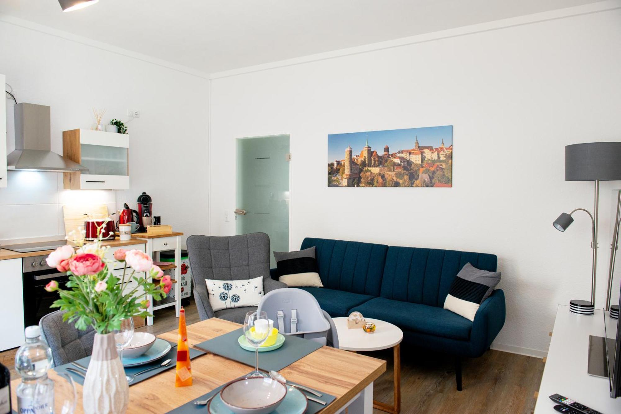 Savor Appartement 5 Personen 2 Schlafzimmer Babybett Netflix Balkon Zentrum بوتسن المظهر الخارجي الصورة