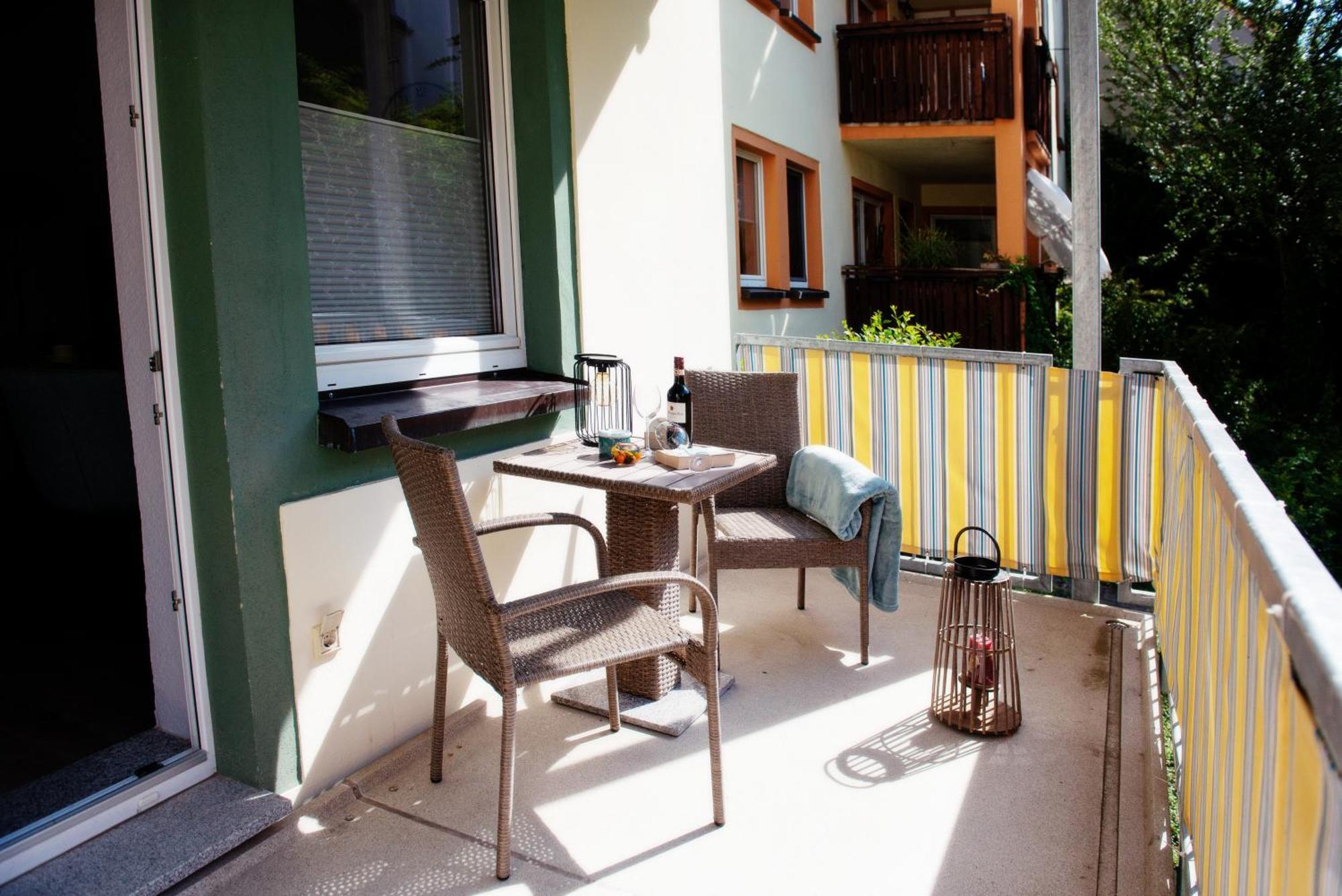 Savor Appartement 5 Personen 2 Schlafzimmer Babybett Netflix Balkon Zentrum بوتسن المظهر الخارجي الصورة